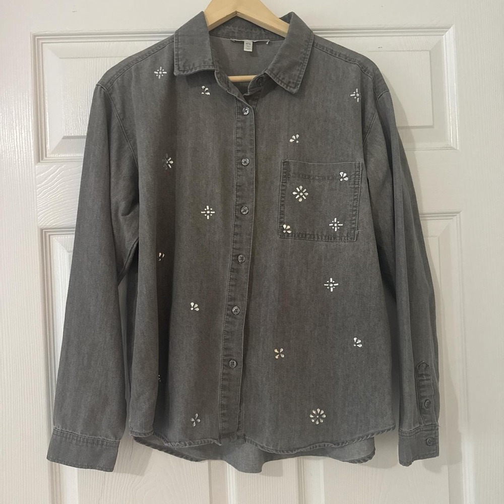 Seven7  Grey Denim Rhinestone Embellished Button Down Shirt Womens M